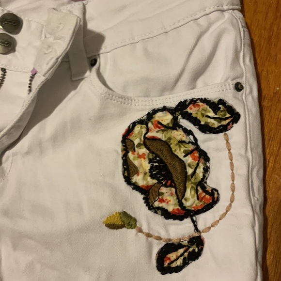 White jeans Capri - Picture 2 of 8